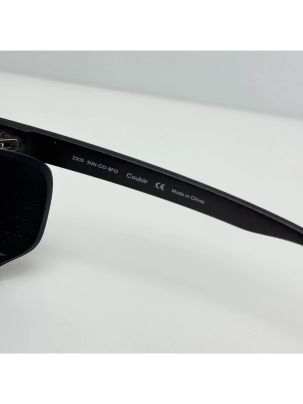 Sunski Sunglasses Coulair 2205 Sun-CO-BFO W/ Case
